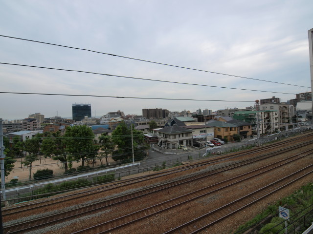 img0004.jpg